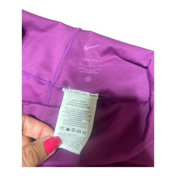 NIKE Women's High-Waisted Leggings (Maternity) | S - Picture 4 of 4